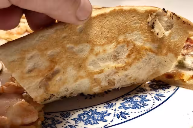 Koldhævede Pizzabund 
