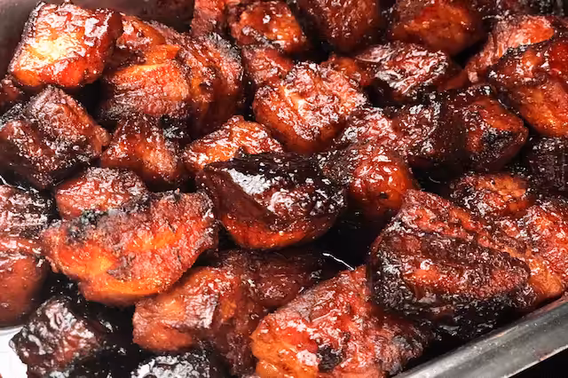 Pork Belly Burnt Ends – Nem BBQ Opskrift på Sticky Burnt Ends