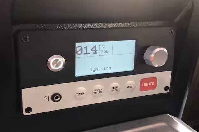 Første opstart af min Traeger Timberline 850 Igniting