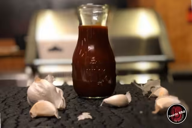 BBQ Sauce – med hvidløg og ristet løg.