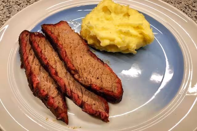 Brisket Serveret