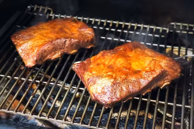 Wagyu Beef Short Ribs efter 1 time på Traeger Timberline