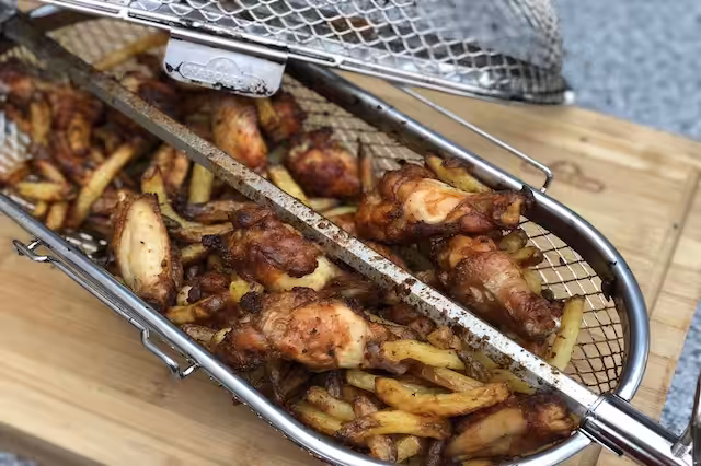 Hotwings – Kyllingmix i kurv på Rotisseri