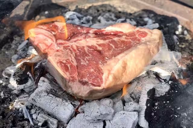 T-Bone Steak – Caveman style, verdens ældste Grill methode