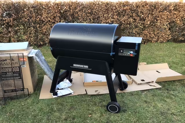 Traeger Ironwood 885 Pelletgrill - Unboxing IMG 3465 2