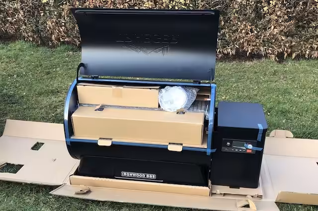 Traeger Ironwood 885 Pelletgrill - Unboxing IMG 7386