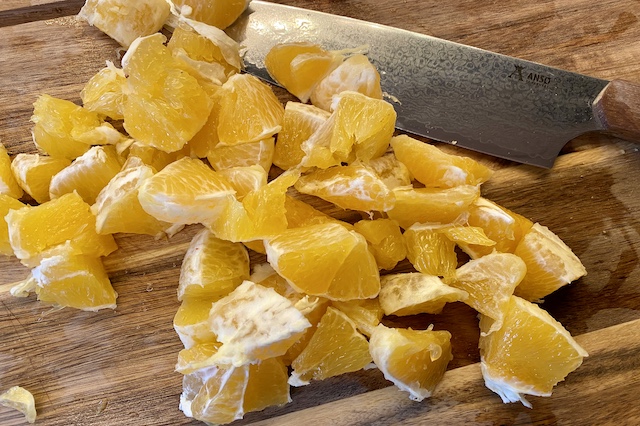 Njord Kokkekniv med ternede appelsin