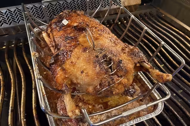 And med appelsin glaze på grillen