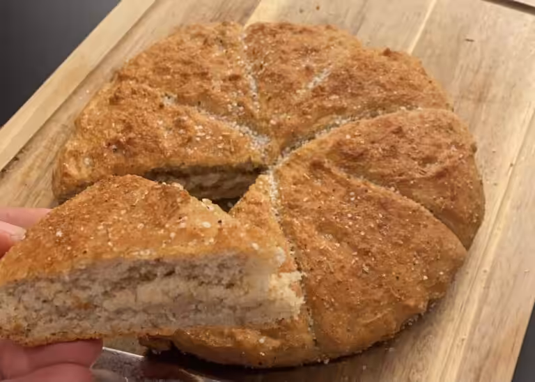Deep Pan Brød – med Hvidløg og Rosmarin
