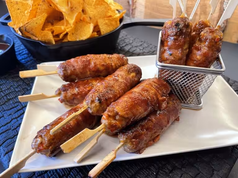 Pig Sticks – Fingerfood med Bacon og Cheddarost