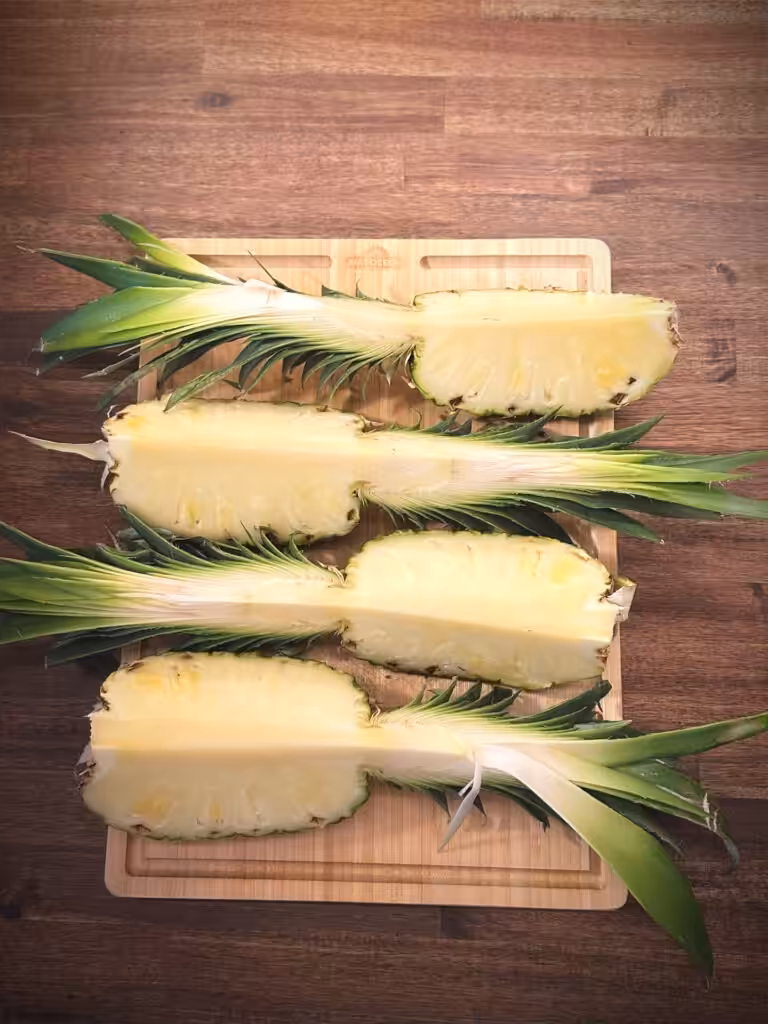 Kvarte Ananas til Tropisk Grilldessert