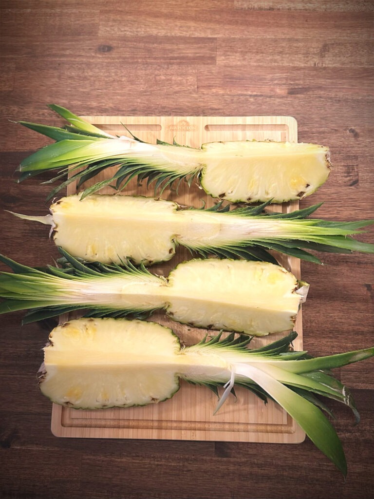 Kvarte Ananas til Tropisk Grilldessert