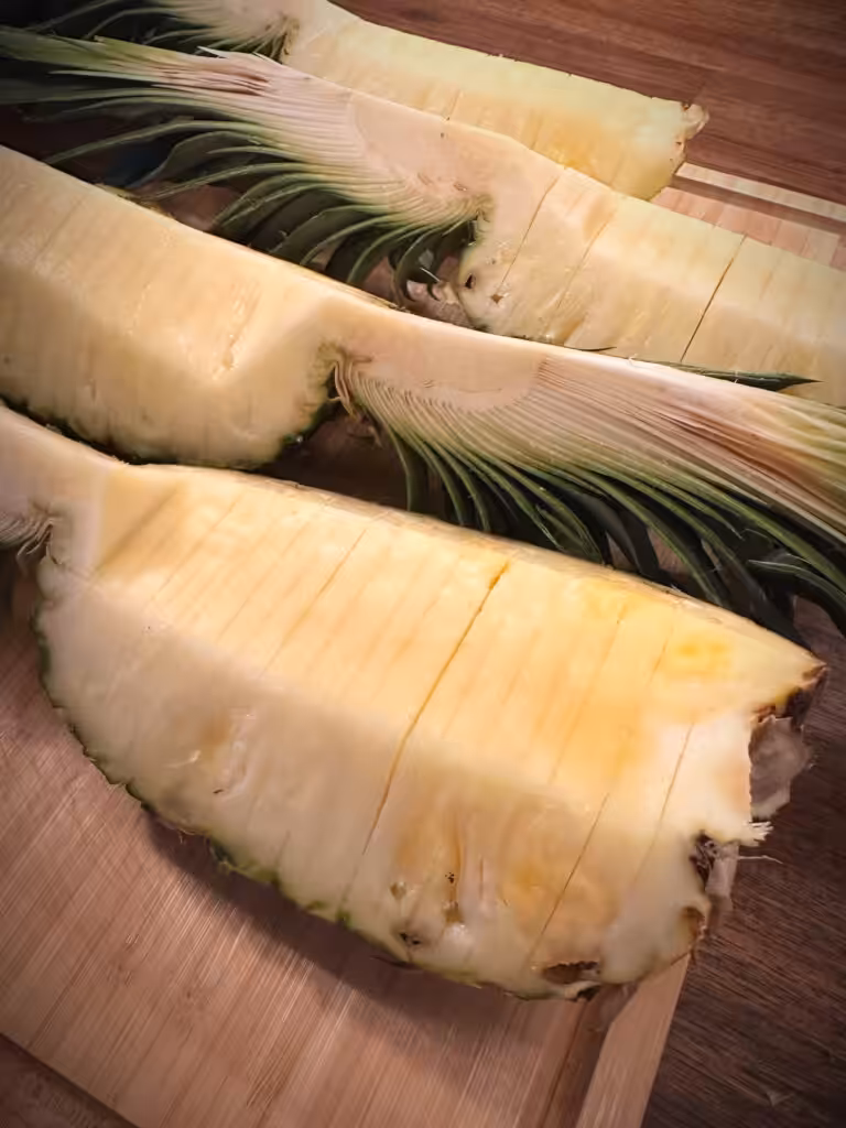 Kvarte Ananas til Tropisk Grilldessert