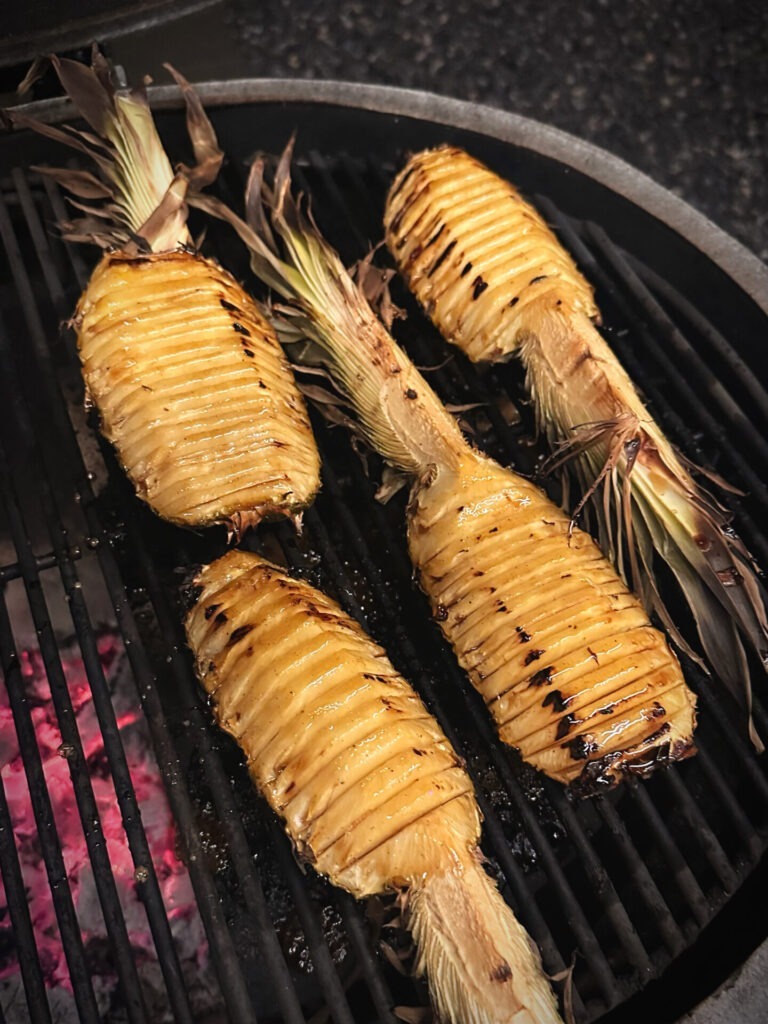 Grillet Ananas et Tropisk Grilldessert