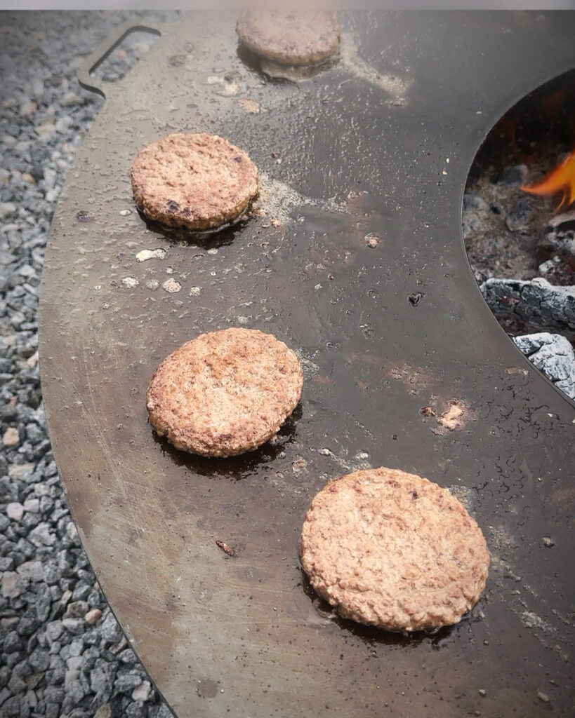 Burger Bøffer på Bålplancha