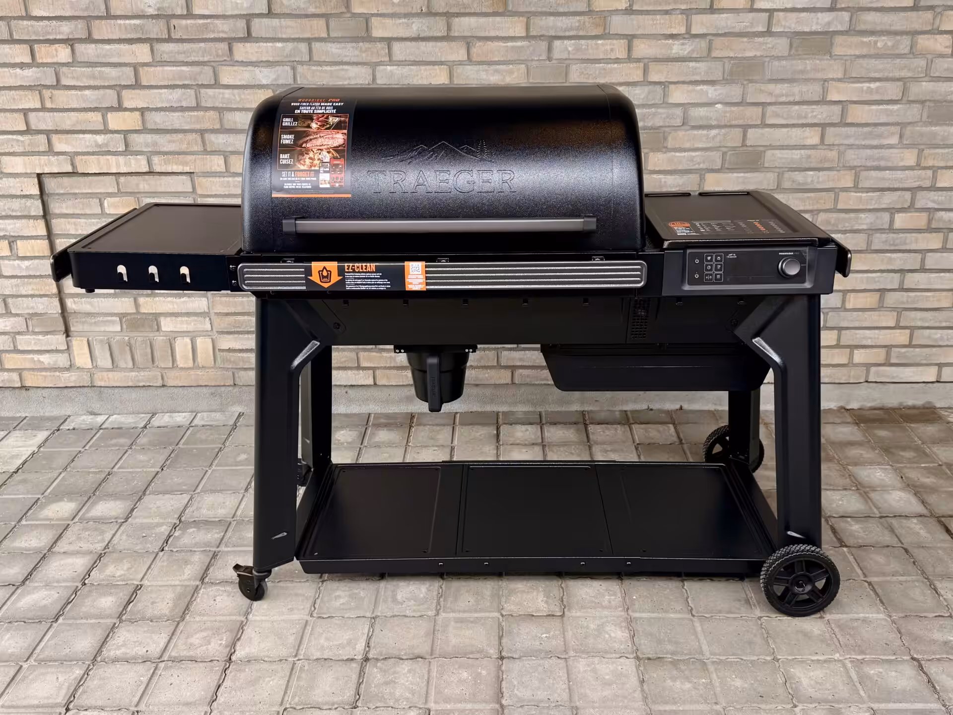 Traeger Woodridge Pro