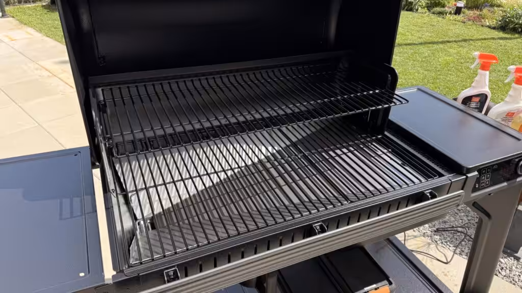 Traeger Woodridge Pro anmeldelse (2026) – Bedste pillegrill? IMG 4170 1024x576